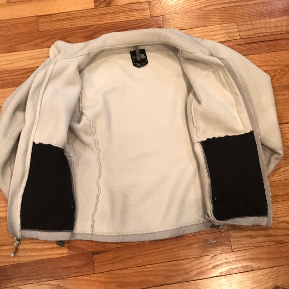 Women’s size Medium north face Denali jacket - Picture 4 of 6